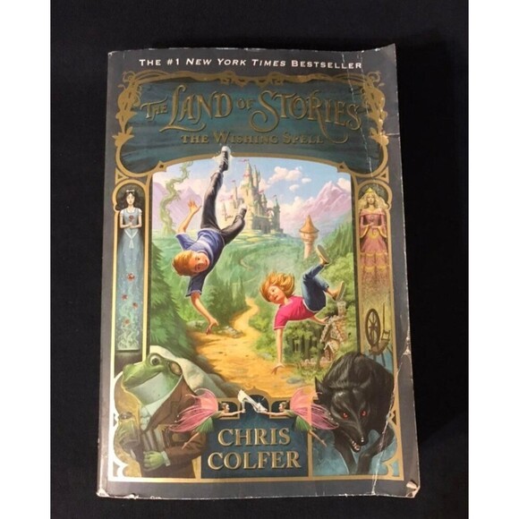 The Land of Stories By Chris Colfer Soft Cover Novel - Picture 1 of 6